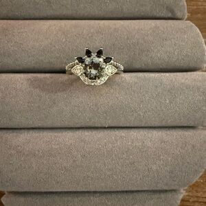 Fragrant Jewels Black and Silver Crown Ring